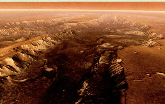 मंगल ग्रह पर बने क्रेटर का एक दृश्य