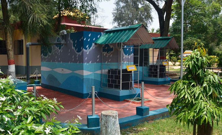 Rainwater harvesting system at Digha Science Centre, East Midnapore (Image: Flickr Commons)