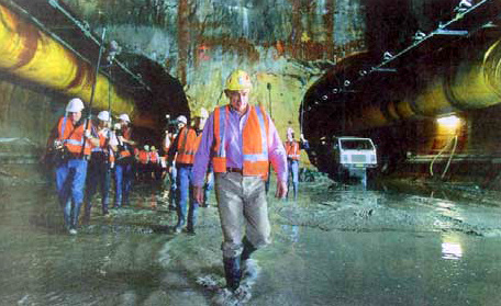 Bob Carr, Premier NSW Sydney Australia, visiting the New Sydney Black Water Tunnel to be discharge to the ocean