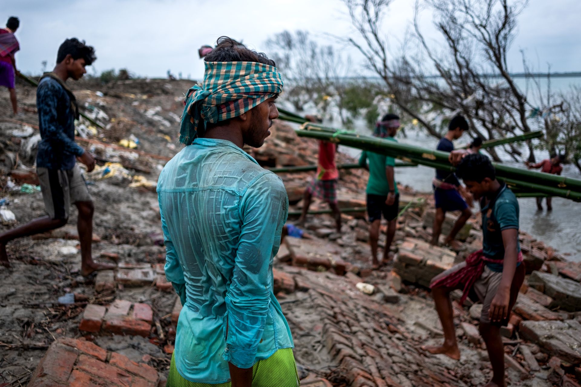 Locals are trying to reconstruct some of the infrastructures but since many areas have been inundated by saltwater from the sea, reconstruction cannot be facilitated in those areas anytime soon. However, locals are holding on to hope and working together as a community to rebuild whatever they can in these tough times. (Image: WaterAid/ Subhrajit Sen)