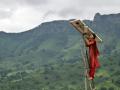 Barefoot solar engineer Minakshi Diwan 20, tends to maintenance works in the solar village in Odisha (Image: Engineering for Change)