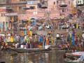 Ganges river at Varanasi (Image: JM Suarez, Wikimedia Commons)