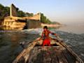 कानपुर में गंगा नदी में गिरता नाले का पानी