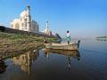 pollution near Taj Mahal