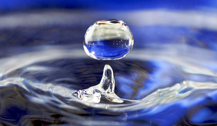 Water data, till the last drop (Image Source: José Manuel Suárez from Spain via Wikimedia Commons)