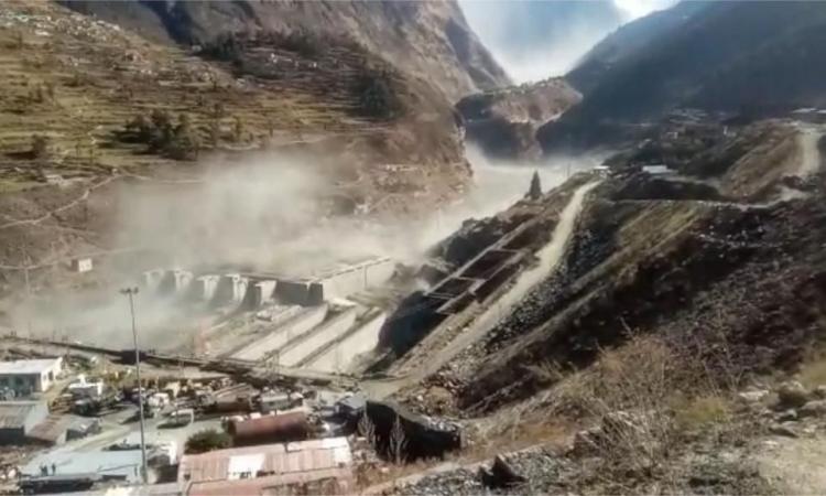 The glacial burst in Chamoli is nature’s way of telling the state not to play havoc with the local ecology. (Image: Down to Earth)