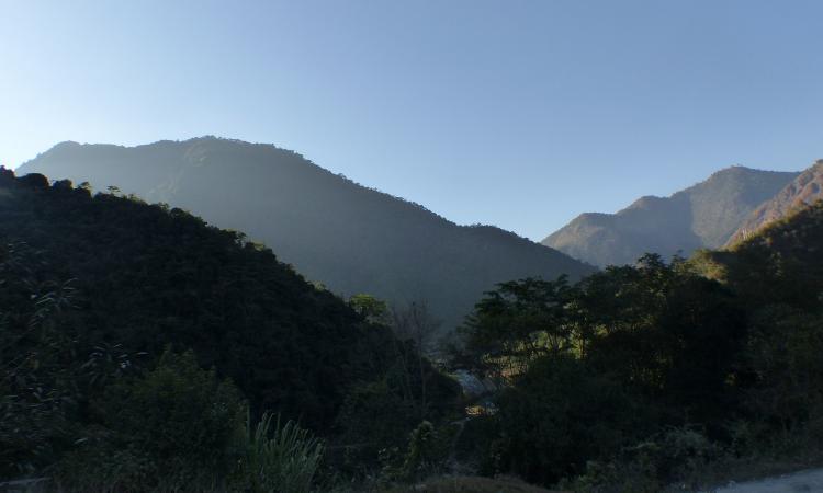 The hilly landscapes of Arunachal Pradesh (Image Source:Chakraborty.jishu Via Wikimedia Commons)
