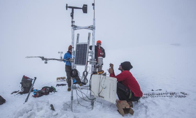 Building weather station on Yala glacier in Nepal which collects meteorological data that helps ICIMOD researchers model glacial melt and accumulation. (Image: Jitendra Raj Bajracharya/ICIMOD)