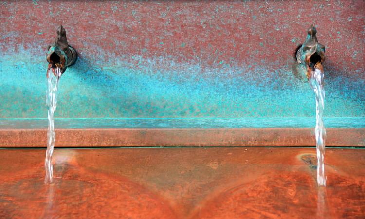 Governance mechanisms often fail to ensure effective community participation, leading to top-down approaches that may not suit local contexts (Image: Hippopx; Creative Commons Zero - CC0)