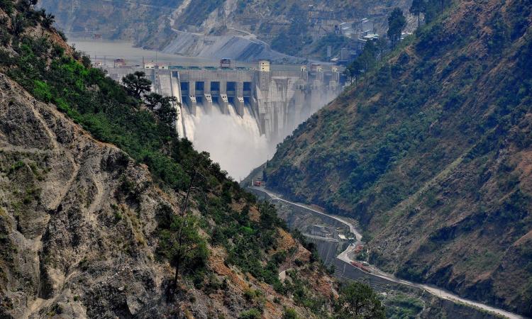 Baglihar Hydroelectric Power Project is built across the Chenab River at Doda district of Jammu and Kashmir (Image: ICIMOD)