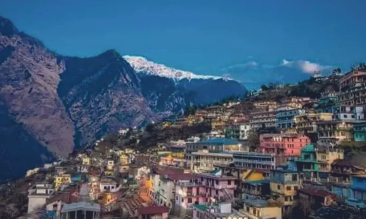 पहाड़ और जोशीमठ शहर की संरचना,Pc-सर्वोदय जगत