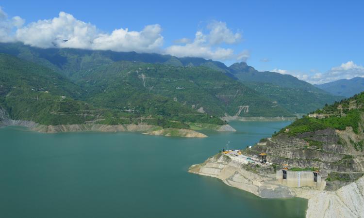River quality deteriorates as demand for hydropower to support economic growth continues to expand. (Image: Yogendra Singh Negi, Wikimedia Commons; CC BY-SA 4.0 DEED)