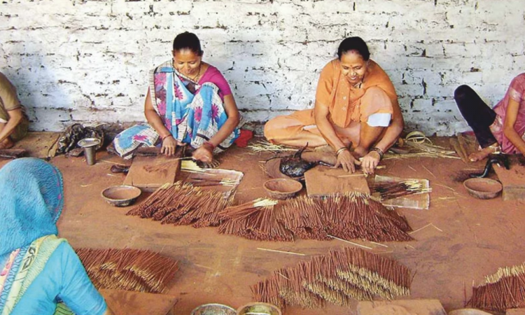 अगरबत्ती उद्योग पर ग्लोबलाइजेशन की मार,Pc-सर्वोदय जगत