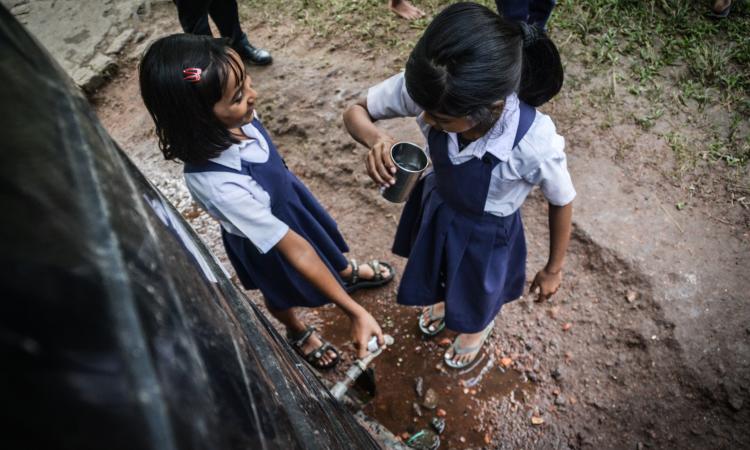 Student champions and safe drinking water in Assam. (Image Source: IWP Flickr photos)