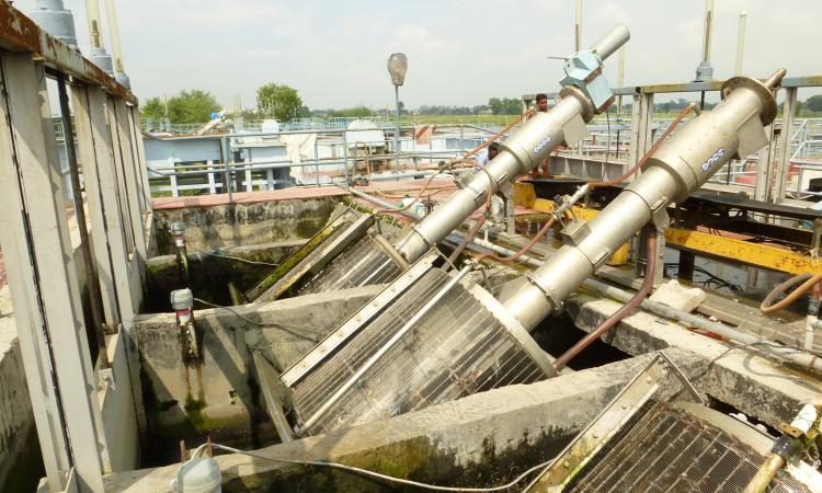 Drum screens at Bharwara sewage treatment plant (Image: India Water Portal)