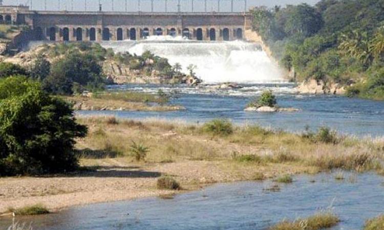 कावेरी नदी जल बँटवारे पर विवाद