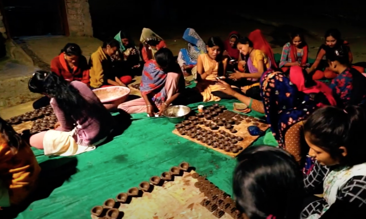 आत्मनिर्भरता की इबारत लिख रहा है भारत का एक गाँव