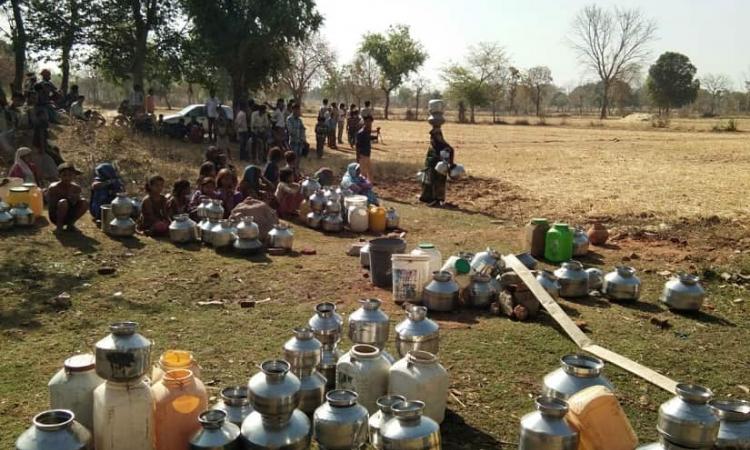 जल संकट के आईने में समाधान की खोज