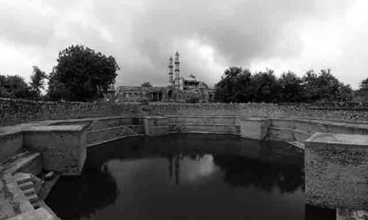 champaner pavagarh baoli