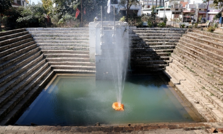 गोंडकालीन सगड़ा बावडी, जबलपुर, मध्यप्रदेश