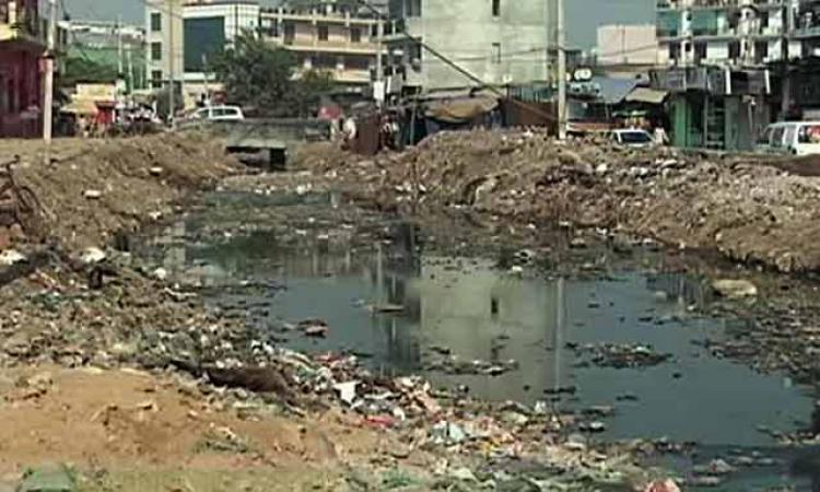 सबसे बड़ी महामारी है गंदगी और जल संकट