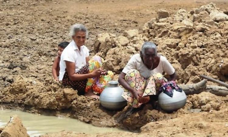 <i> श्रीलंका का जल संकट (फोटोः पत्रिका) </i>