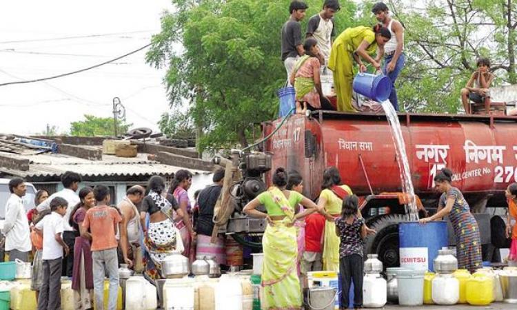 भोपाल भी जल संकट की चपेट में आ रहा है।