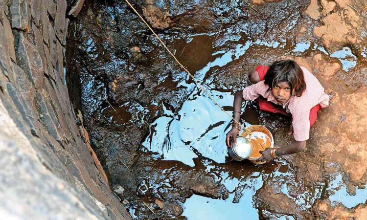 देश में पानी का संकट लगातार बढ़ रहा है।
