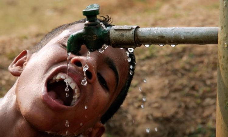 2020 तक देश में दस करोड़ लोग पानी की कमी से जूझ रहे होंगे।