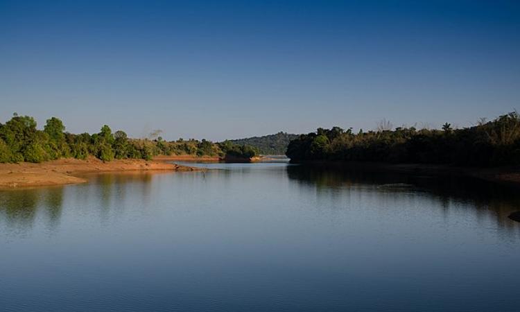 The pristine river Sharavathi (Image Source: Ashwin Kumar via Wikimedia Commons)