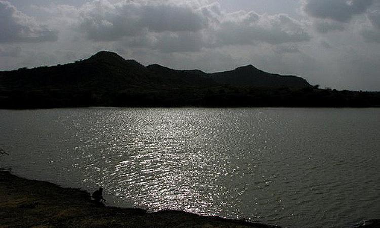 Hamirsar Lake, Bhuj, Gujarat (Source: IWP Flickr photos)