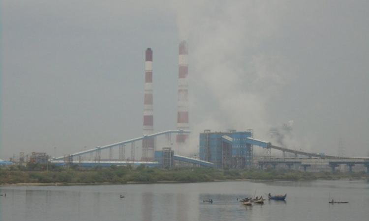 A thermal power plant in Ennore, Chennai (Source: India Water Portal Flickr Photos)