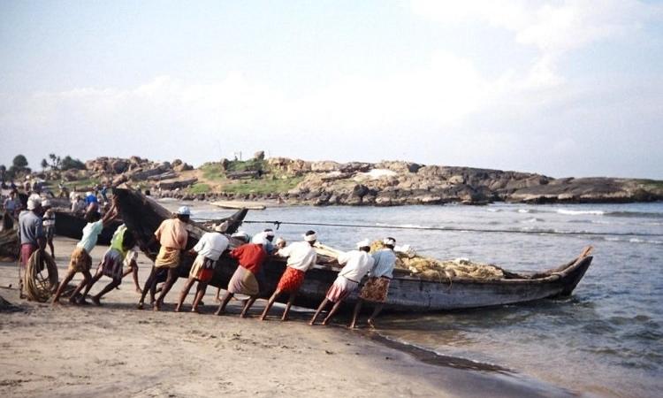 Fisherfolk of Kerala (Image Source: India Water Portal)