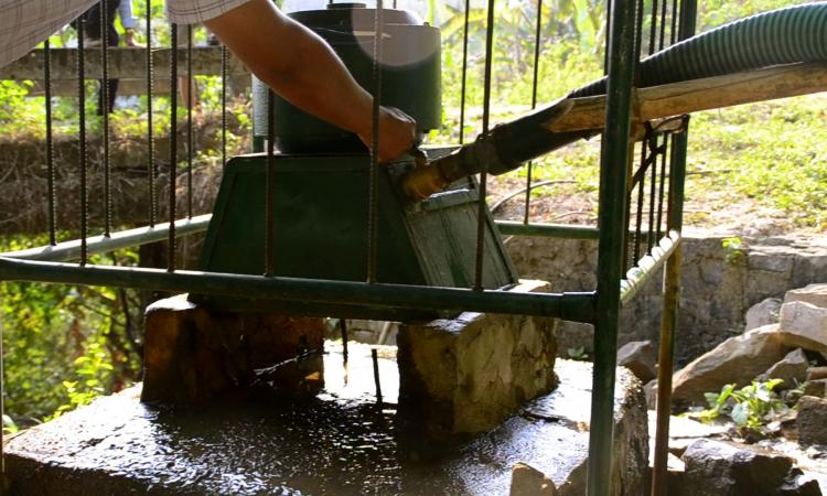 Hydroger machine at Logwesunyu village, Nagaland