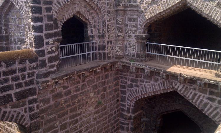 Stone arches hide a 'bavdi' in Panhalgarh Fort