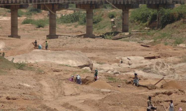 Sand mining in Dindigul, TN Source: The Hindu