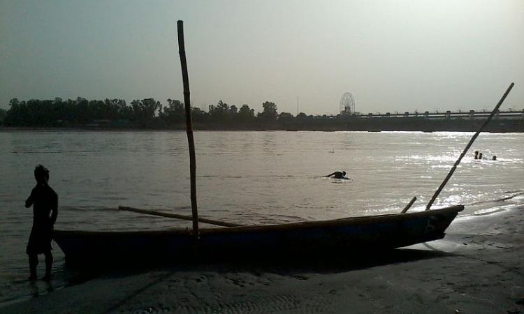The Yamuna river and its people (Image: Shashwat Jain, Wikimedia Commons; CC BY-SA 4.0)